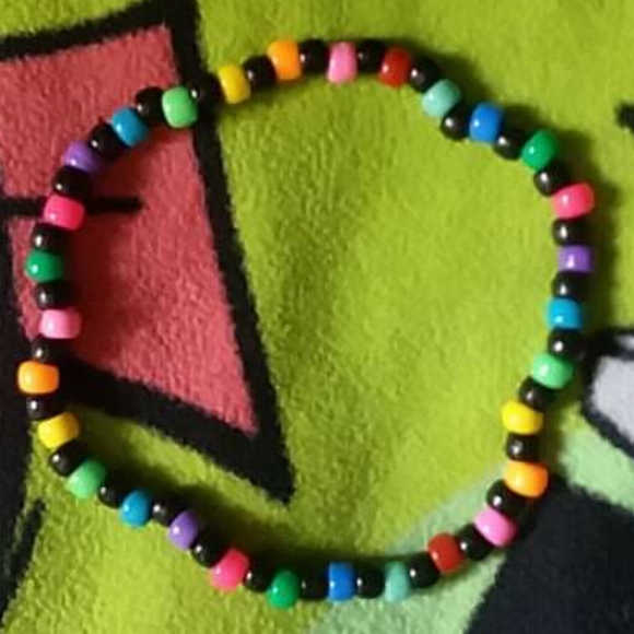 black rainbow kandi choker - Picture 5 of 6